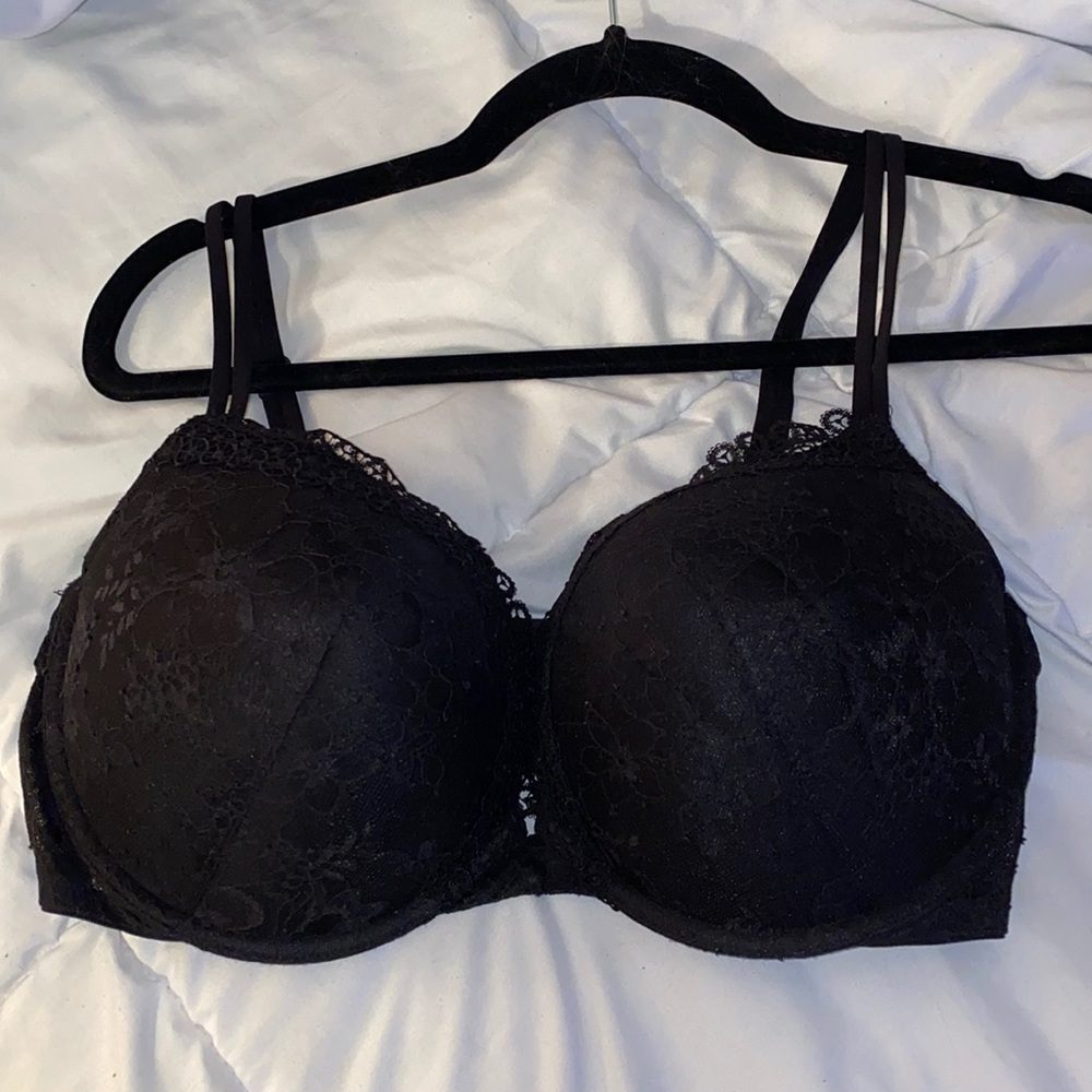 Very sexy push-up Victoria’s Secret 38DD